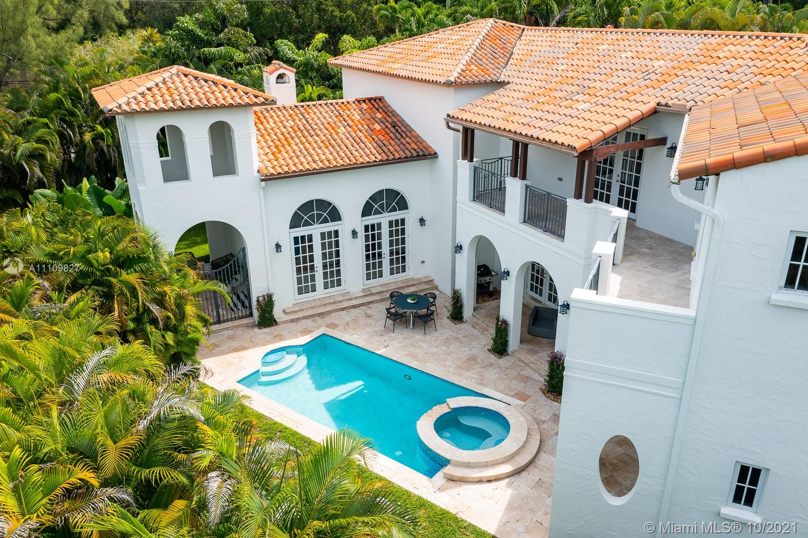 200 Ridgewood Road Coral Gables, FL 33133 - Photo 46 of 54