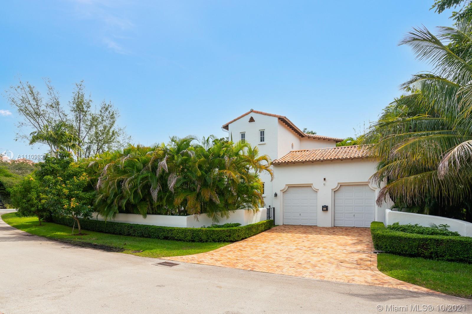 200 Ridgewood Road Coral Gables, FL 33133 - Photo 47 of 54