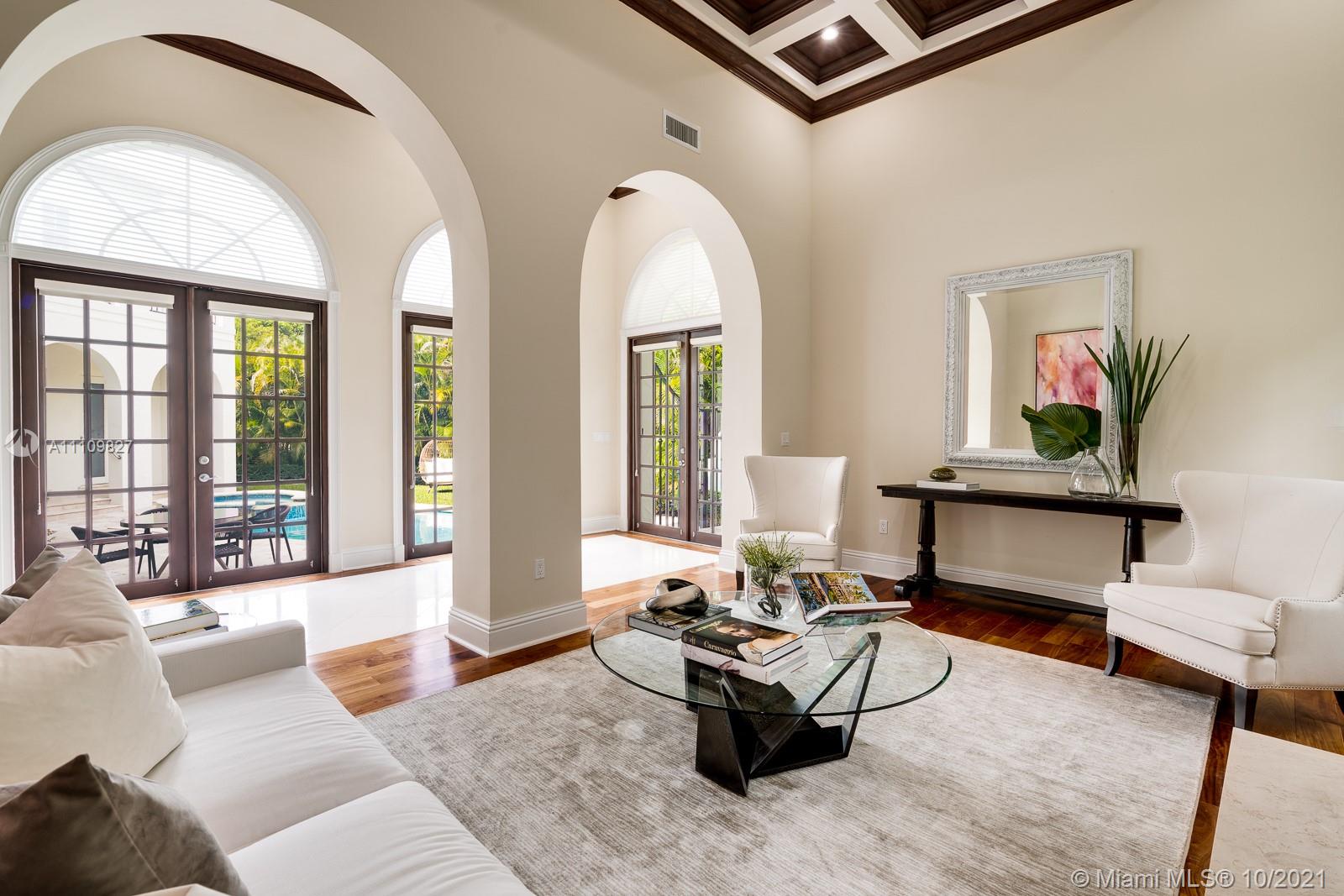 200 Ridgewood Road Coral Gables, FL 33133 - Photo 7 of 54