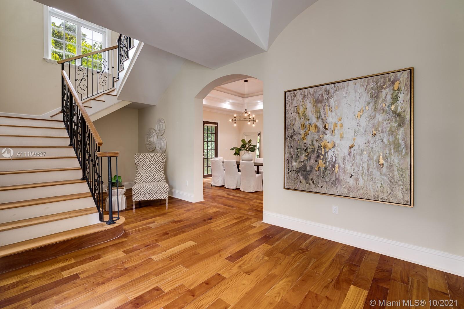 200 Ridgewood Road Coral Gables, FL 33133 - Photo 9 of 54