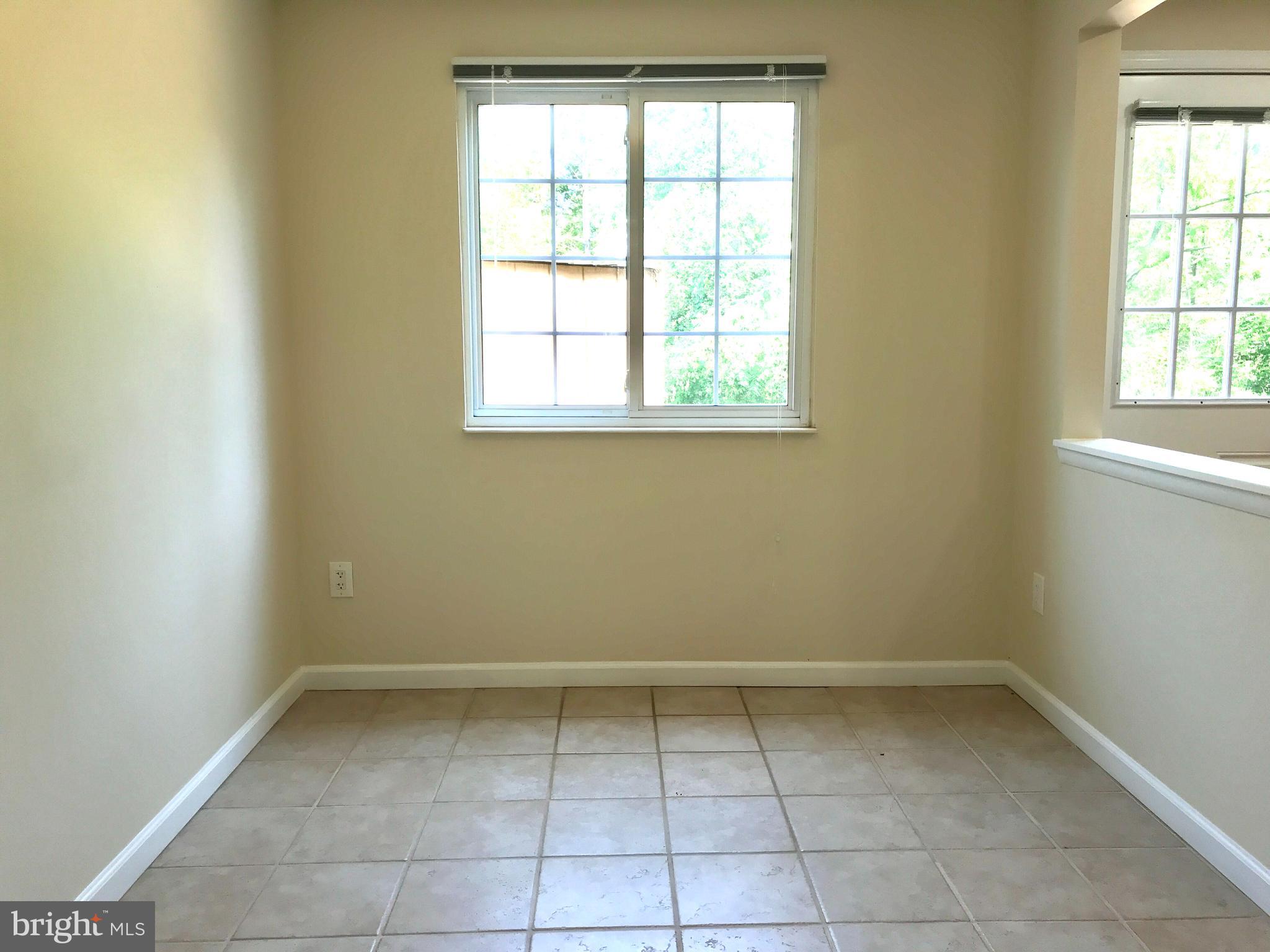 12144 Purple Sage Court Reston, VA 20194 - Photo 8 of 21 Dining Room
