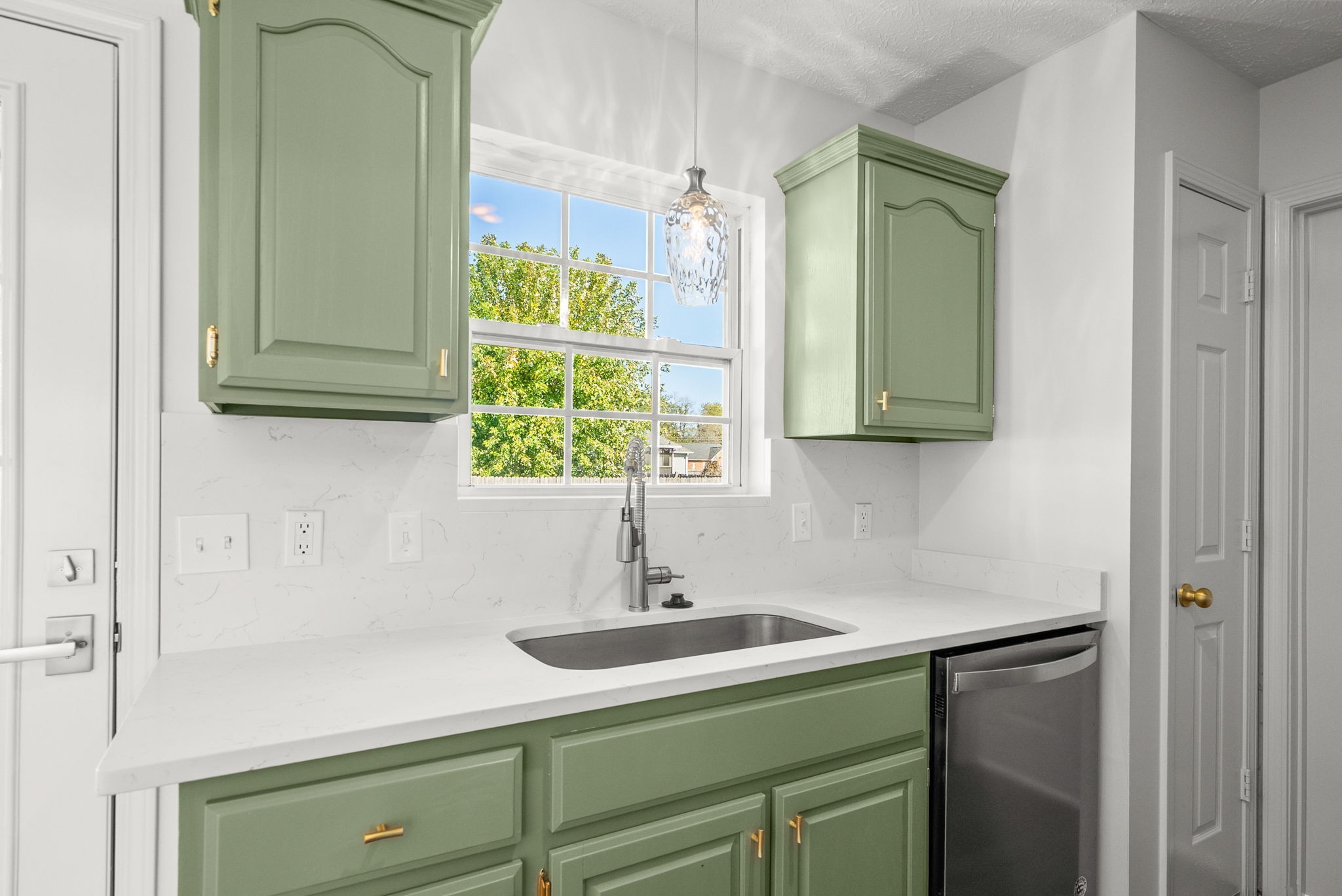 116 Chad Street East Portland, TN 37148 - Photo 15 of 34 a sink with a window