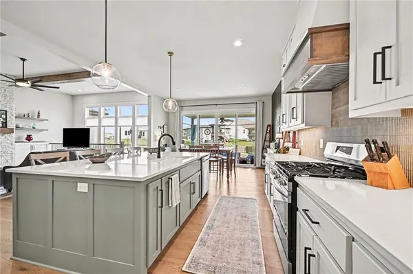 $780,000 | 23834 West 58th Place, Shawnee, KS 66226