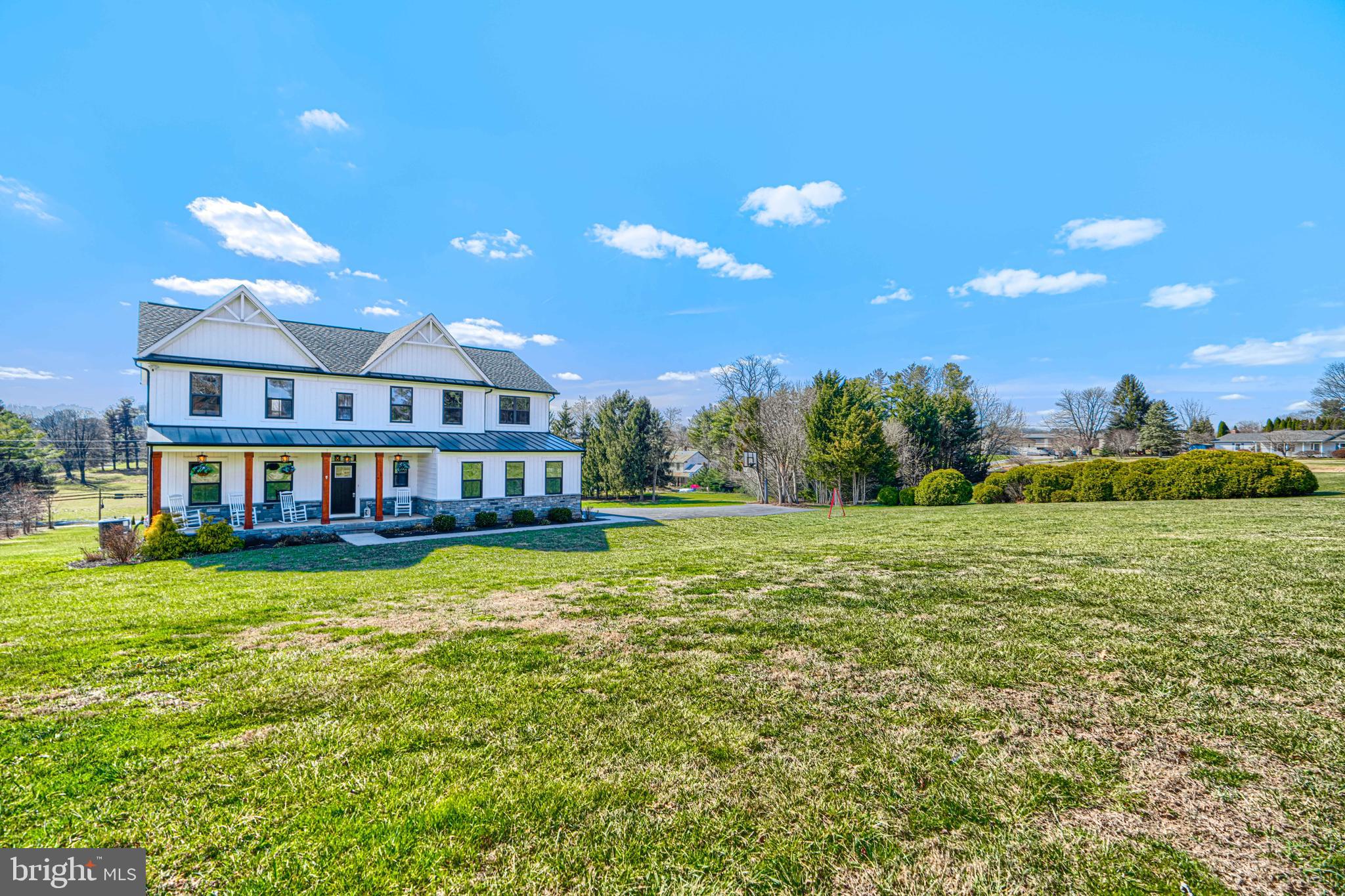 2553 Hanover Pike Hampstead, MD 21074 - Photo 2 of 60