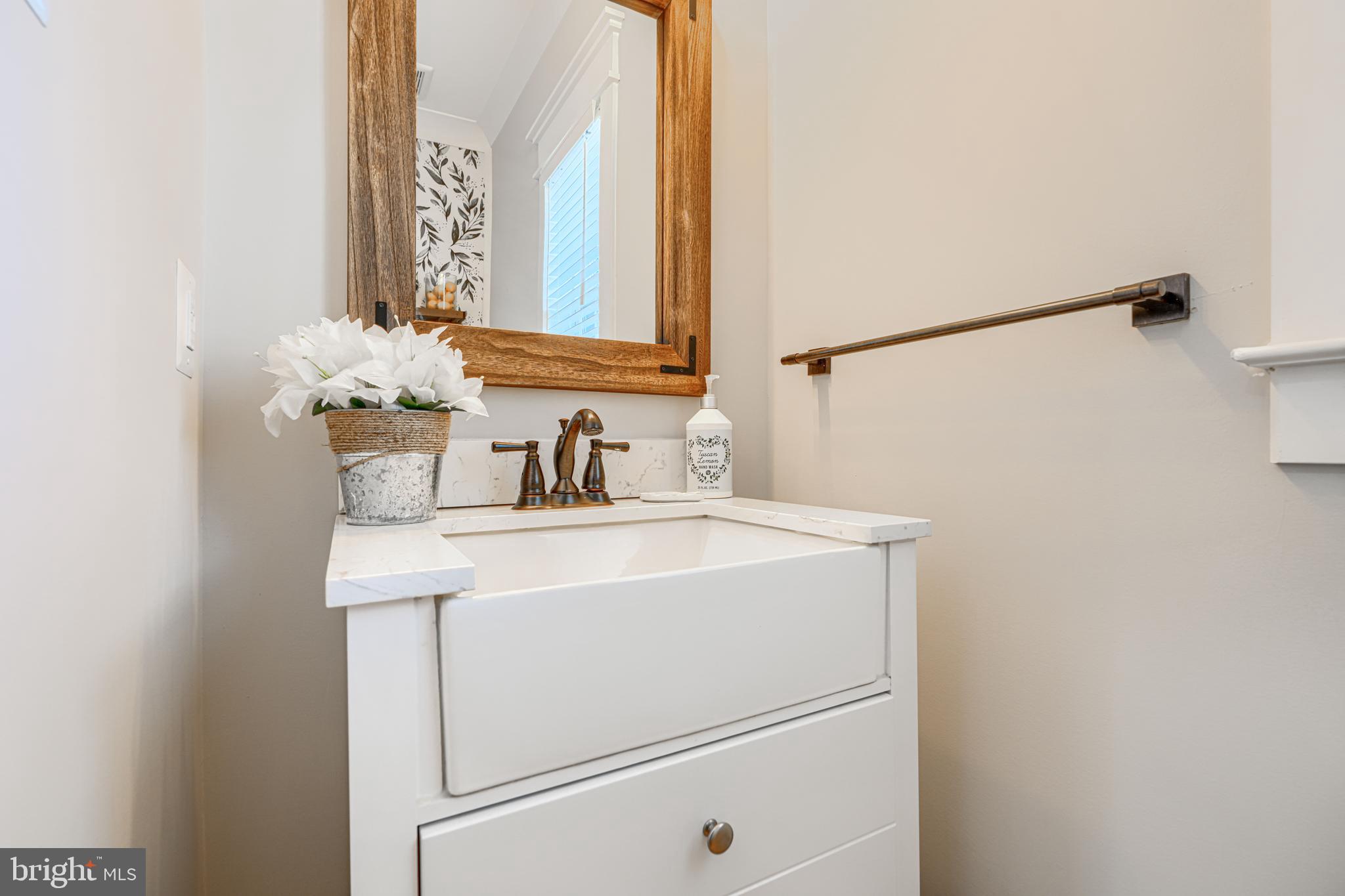 2553 Hanover Pike Hampstead, MD 21074 - Photo 26 of 60