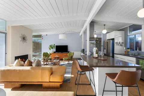 $1,999,800 | 637 Vanessa Drive, San Mateo, CA 94402