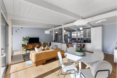 $1,999,800 | 637 Vanessa Drive, San Mateo, CA 94402