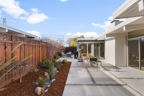 $1,999,800 | 637 Vanessa Drive, San Mateo, CA 94402