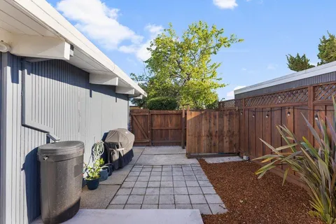 $1,999,800 | 637 Vanessa Drive, San Mateo, CA 94402