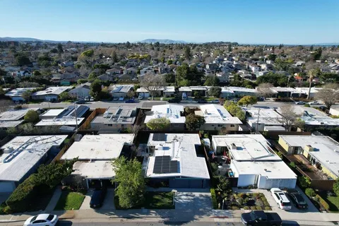 $1,999,800 | 637 Vanessa Drive, San Mateo, CA 94402