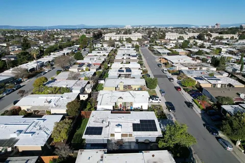 $1,999,800 | 637 Vanessa Drive, San Mateo, CA 94402