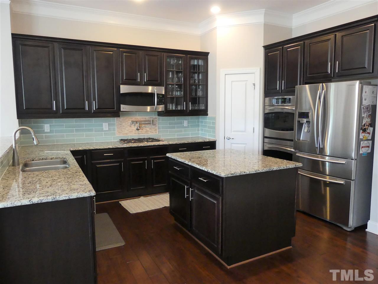 1569 Fullerton Place Raleigh, NC 27607 - Photo 9 of 29