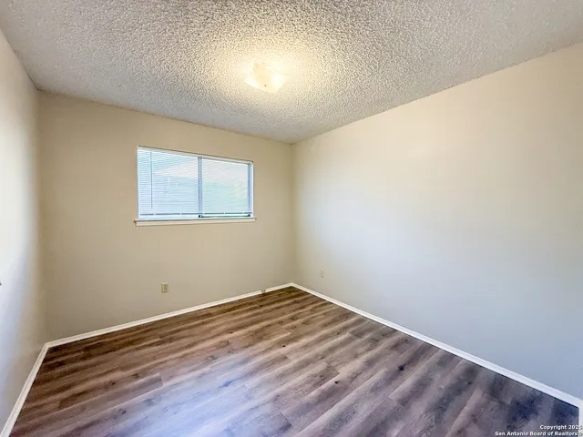 $850 | 607 Frostwood Drive, New Braunfels, TX 78130