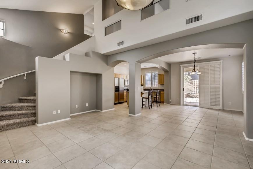 3841 East Minton Street Phoenix, AZ 85042 - Photo 4 of 26 07 Living Room