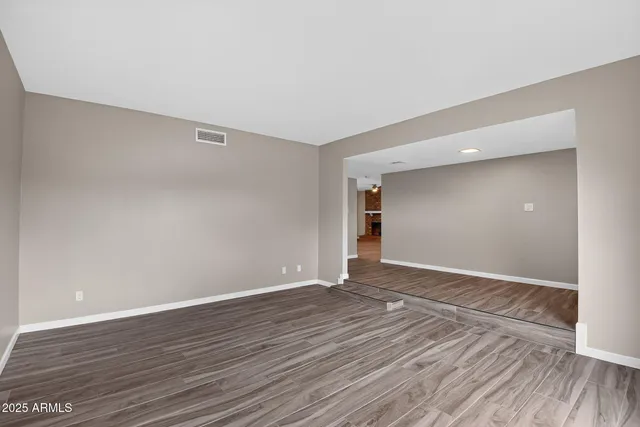 $439,900 | 4911 West Beverly Lane, Glendale, AZ 85306