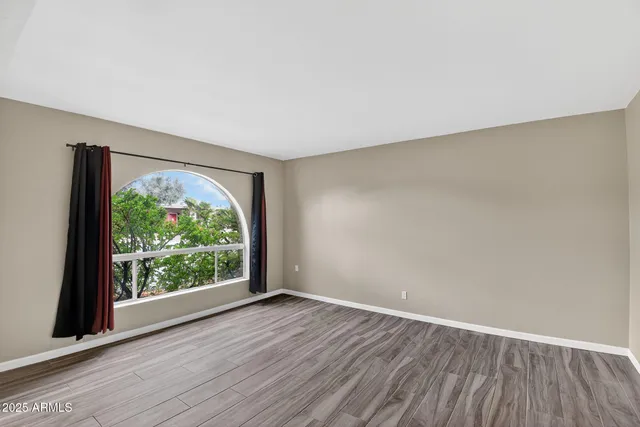 $439,900 | 4911 West Beverly Lane, Glendale, AZ 85306