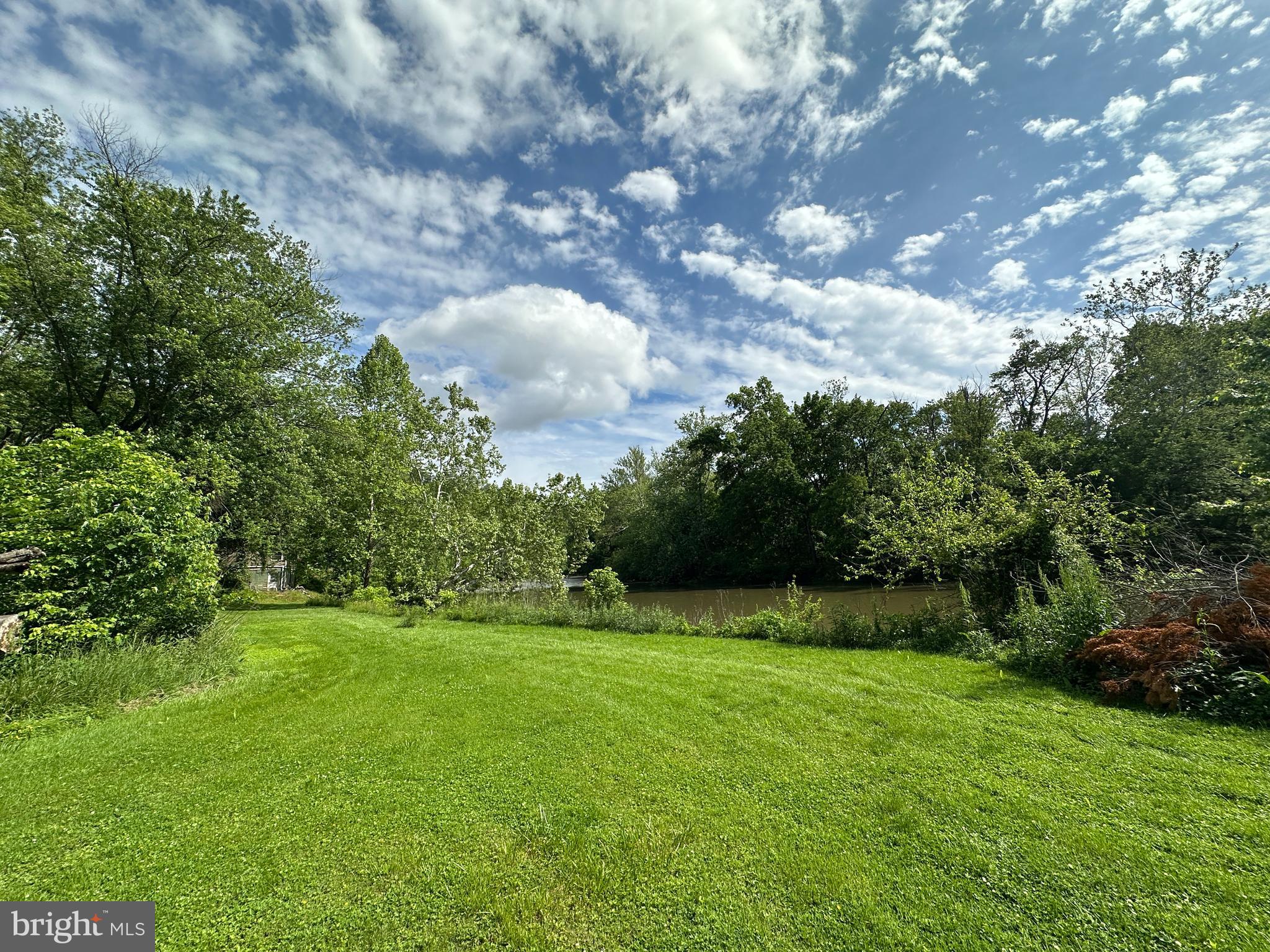 13726 Hopps Landing Road Hagerstown, MD 21740 - Photo 38 of 71 a view of an outdoor space and entertaining space