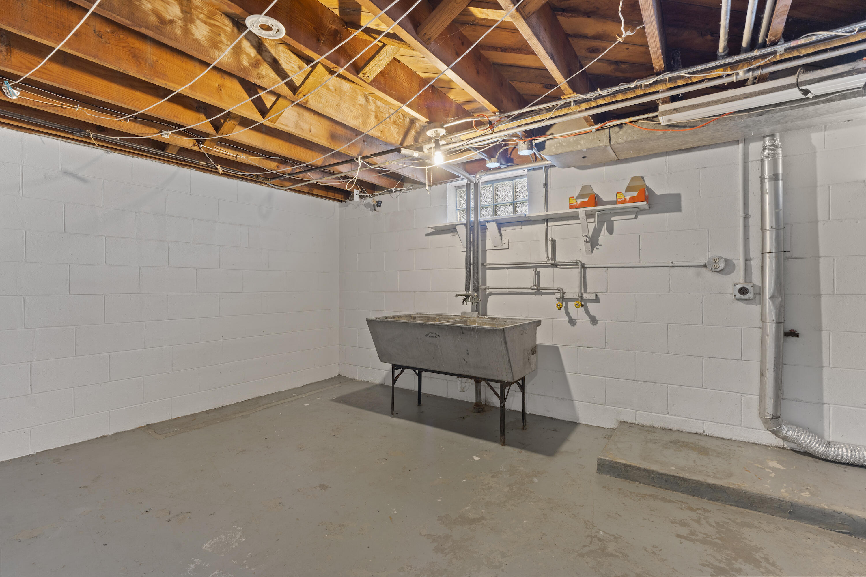 3031 South 33rd Street Milwaukee, WI 53215 - Photo 28 of 30 DSC07049