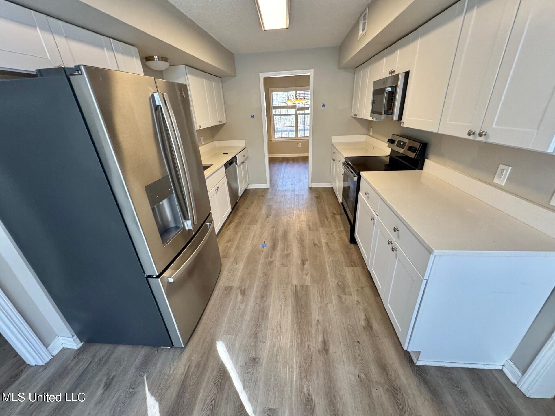 4497 Star Landing Road Nesbit, MS 38651 - Photo 4 of 16 35b20b58-3550-46eb-81ff-64e62d5f69b4