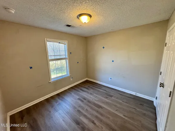 $340,000 | 4497 Star Landing Road, Nesbit, MS 38651