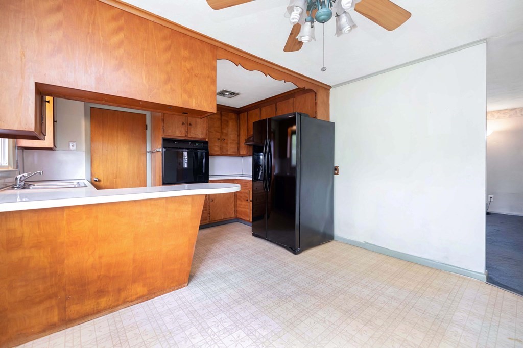 20 Ivan Street Springfield, MA 01104 - Photo 13 of 41 Gallery Image 13