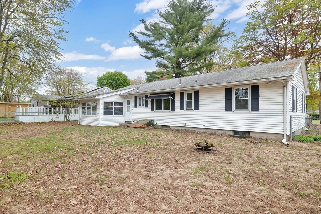 20 Ivan Street Springfield, MA 01104 - Photo 37 of 41 Gallery Image 37