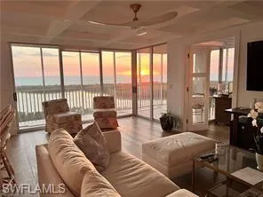 $9,900 | 5550 Heron Point Drive, Unit 1003, Naples, FL 34108