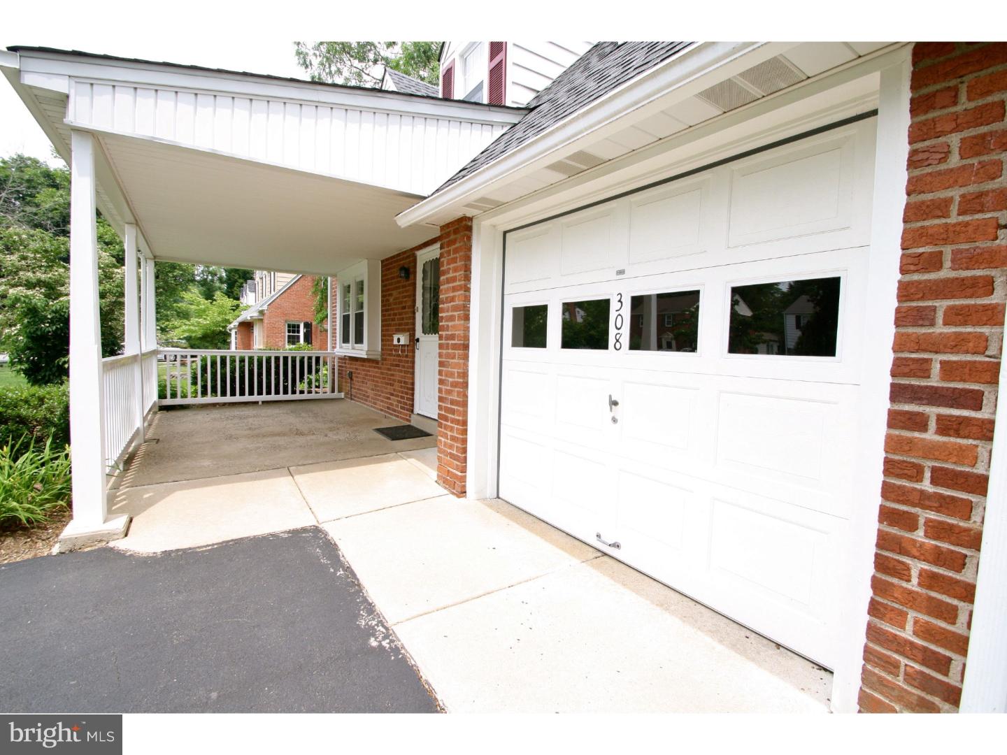 308 Willow Road Oreland, PA 19075 - Photo 3 of 20