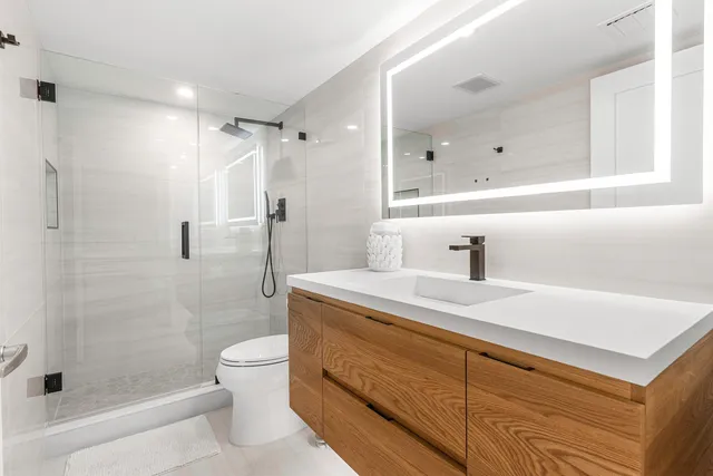 $10,000 | 4748 South Ocean Boulevard, Unit 406, Highland Beach, FL 33487