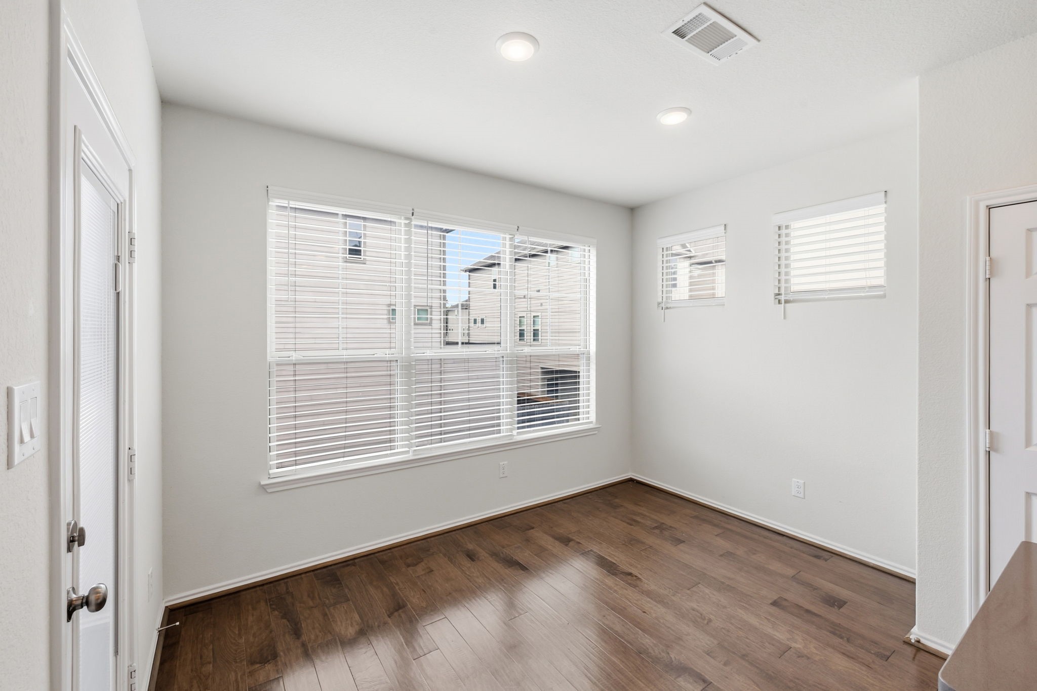 3104 Roseland Terrace Lane Houston, TX 77063 - Photo 11 of 26