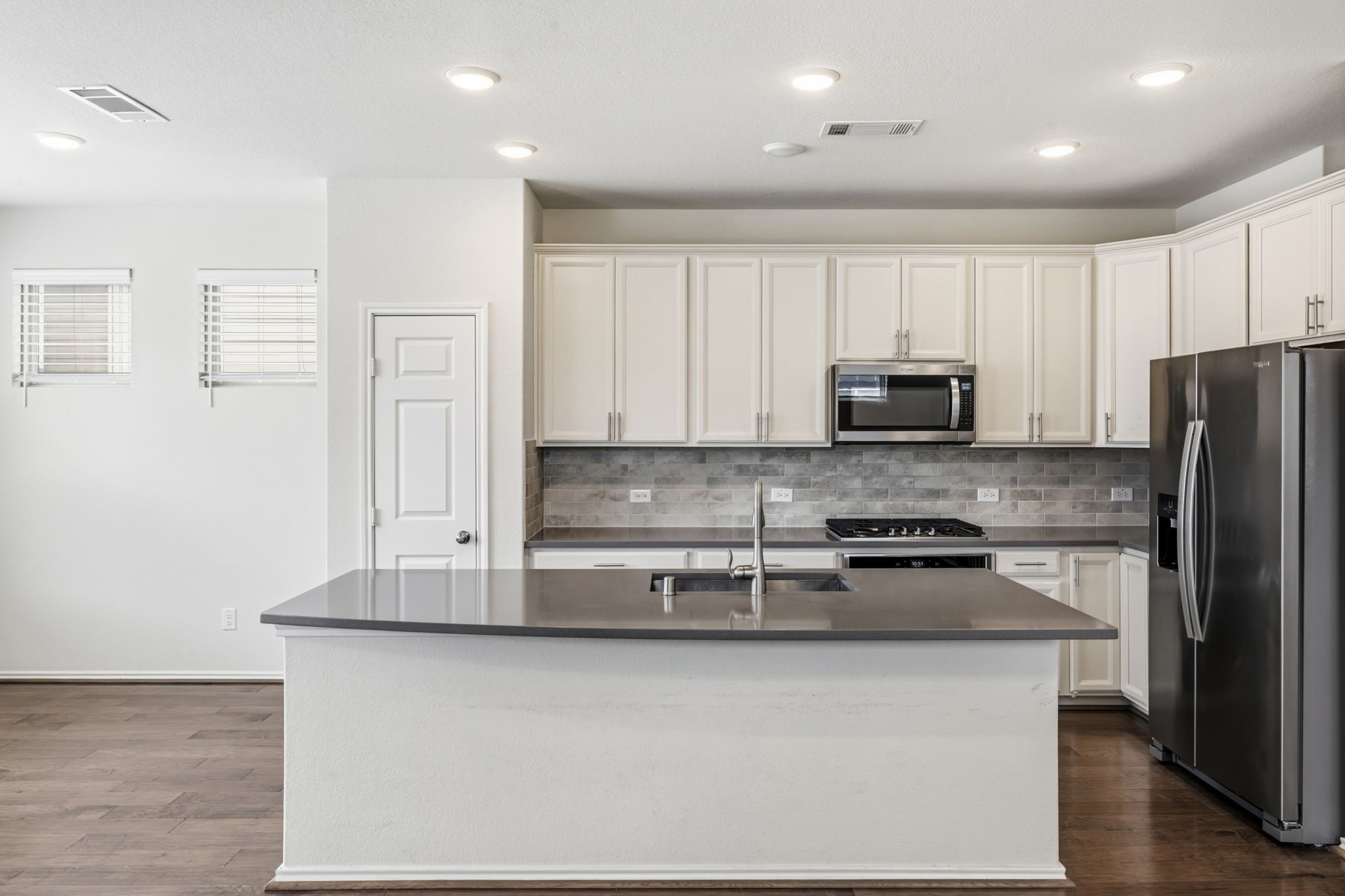 3104 Roseland Terrace Lane Houston, TX 77063 - Photo 9 of 26