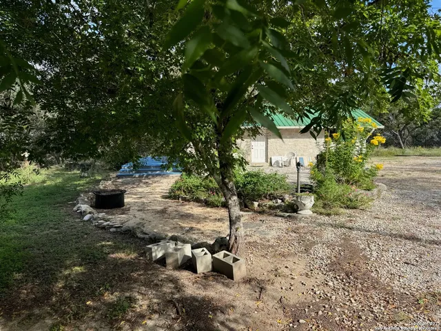 $1,800 | 572 Fm 2107, Medina, TX 78055