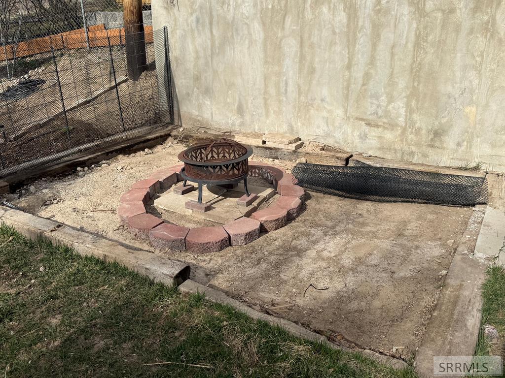 1090 Alameda Road Pocatello, ID 83201 - Photo 23 of 31