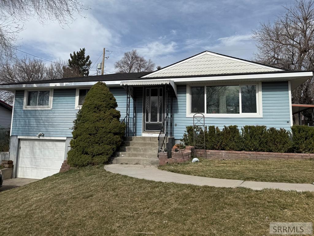 1090 Alameda Road Pocatello, ID 83201 - Photo 3 of 31