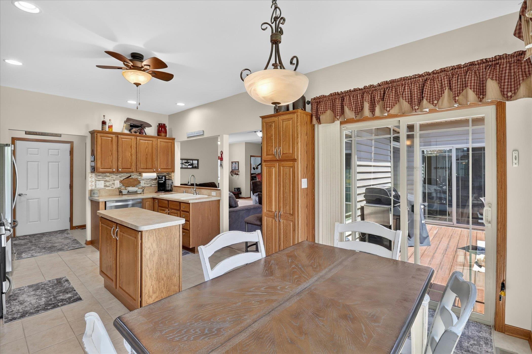 1502 Tamarack Street, Unit 18 Delavan, WI 53115 - Photo 10 of 36