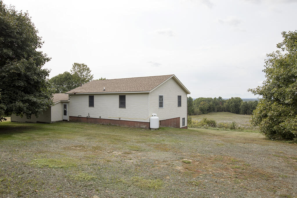 14 Smith Road Lincoln, ME 04457 - Photo 4 of 19 DJ2A9605