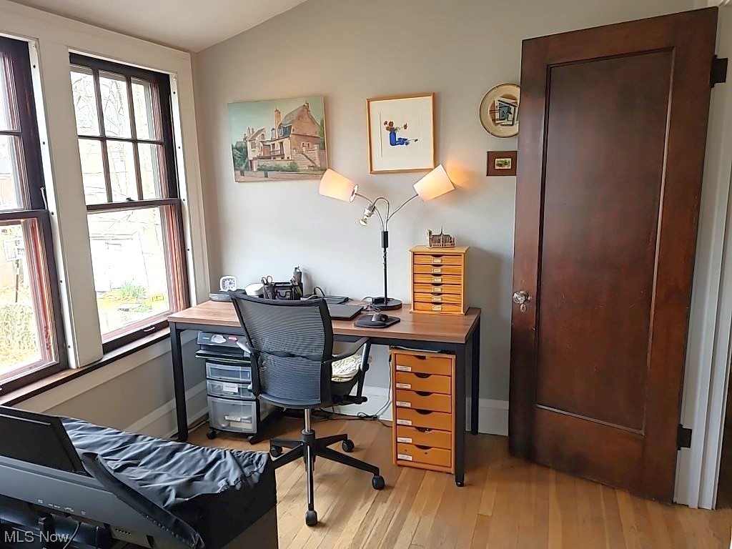 13051 Cedar Road Cleveland, OH 44118 - Photo 32 of 38 Gallery Image 32