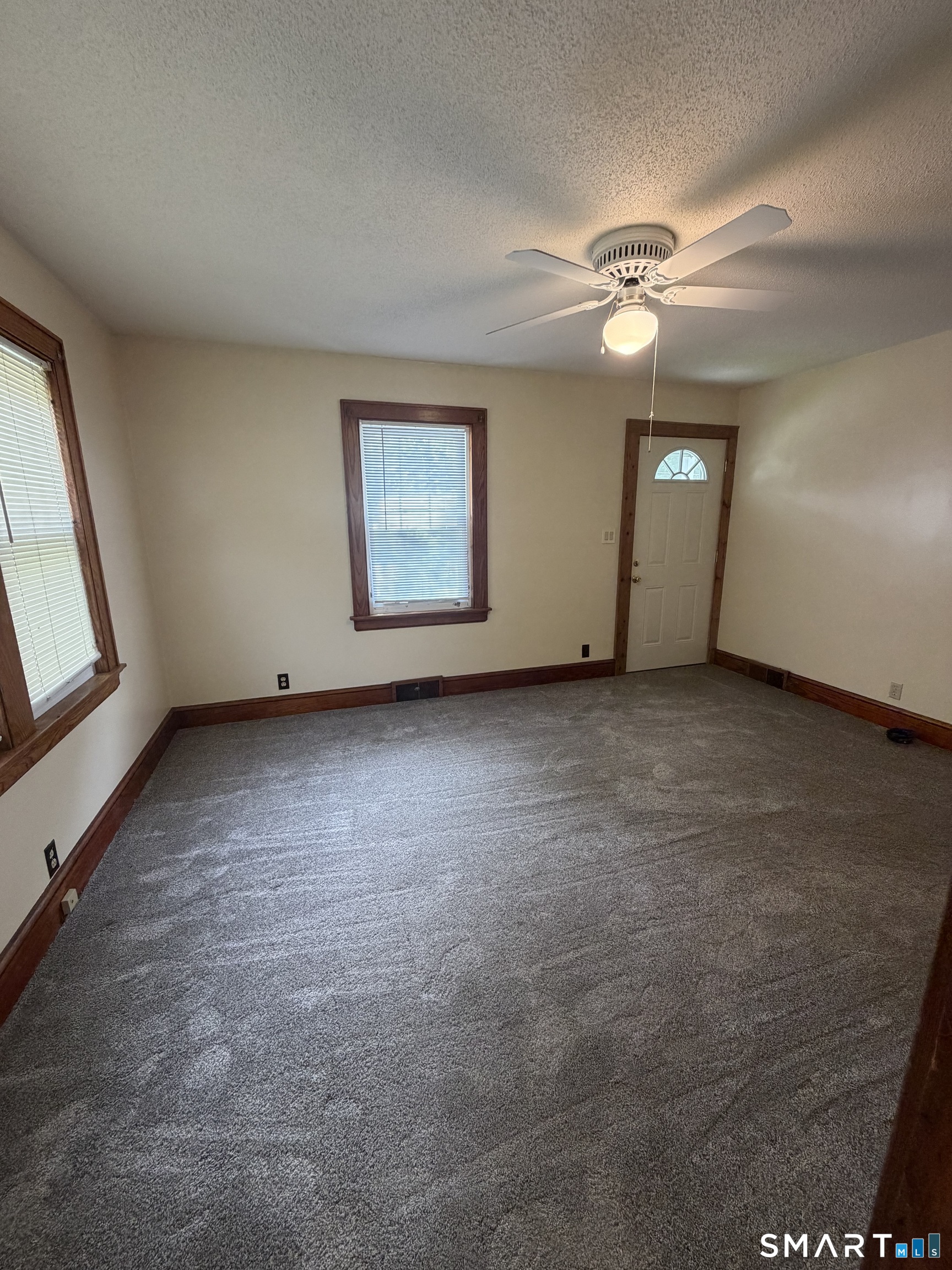 70 Wooster Avenue Waterbury, CT 06708 - Photo 6 of 12