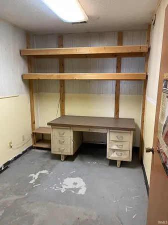 $1,000 | 520 North 450 East, Washington, IN 47501