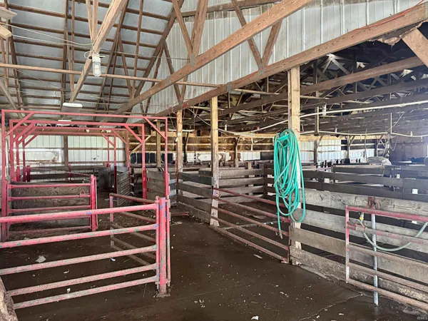 $1,000 | 520 North 450 East, Washington, IN 47501