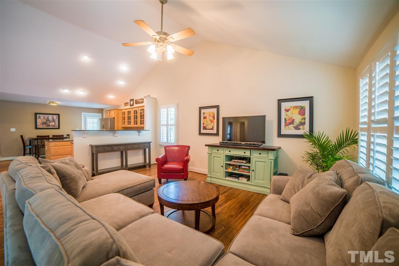 2909 Oberlin Road Raleigh, NC 27608 - Photo 4 of 25