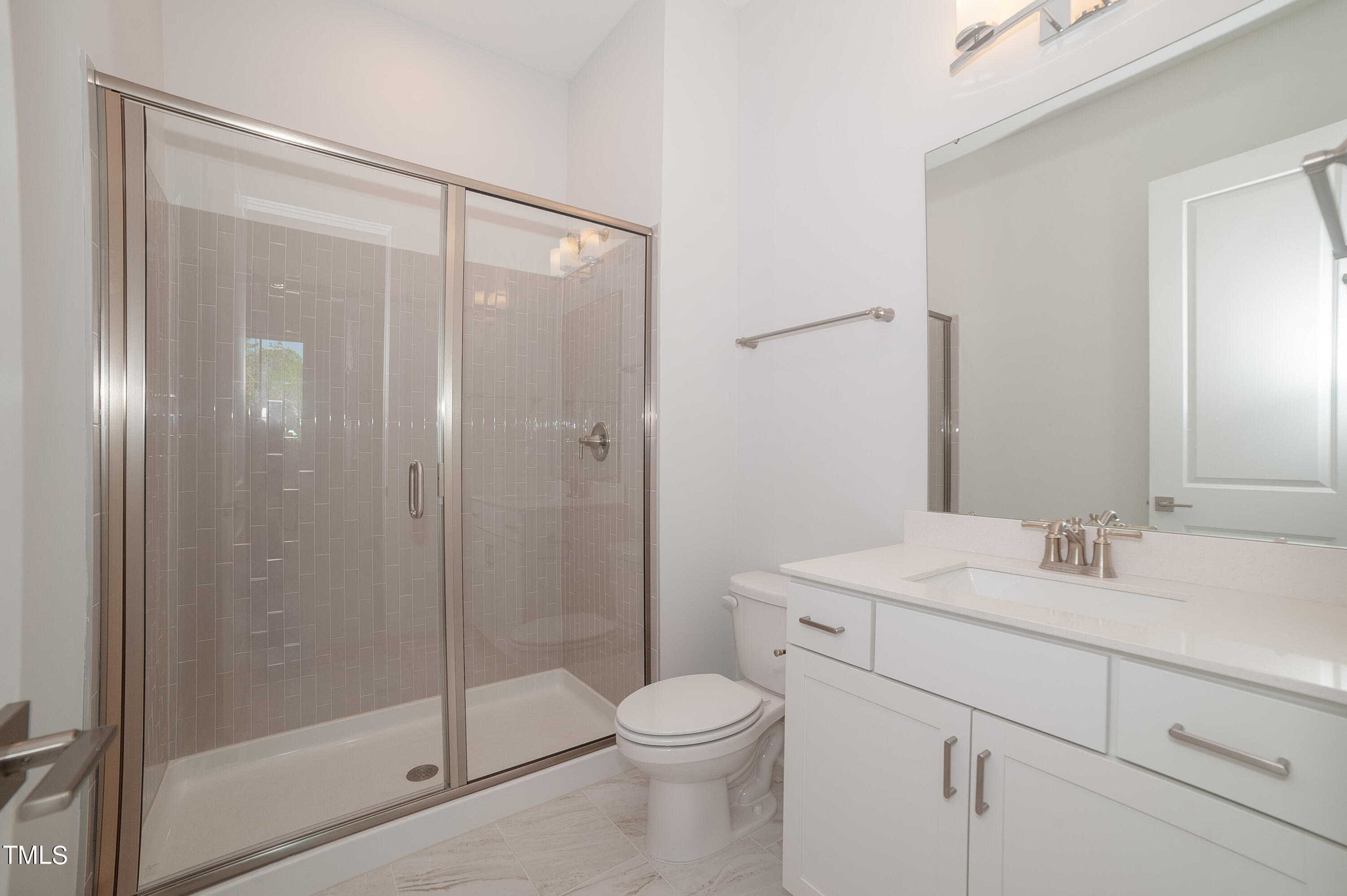 WFDS-0097-00_Sebastian K_Bathroom 2