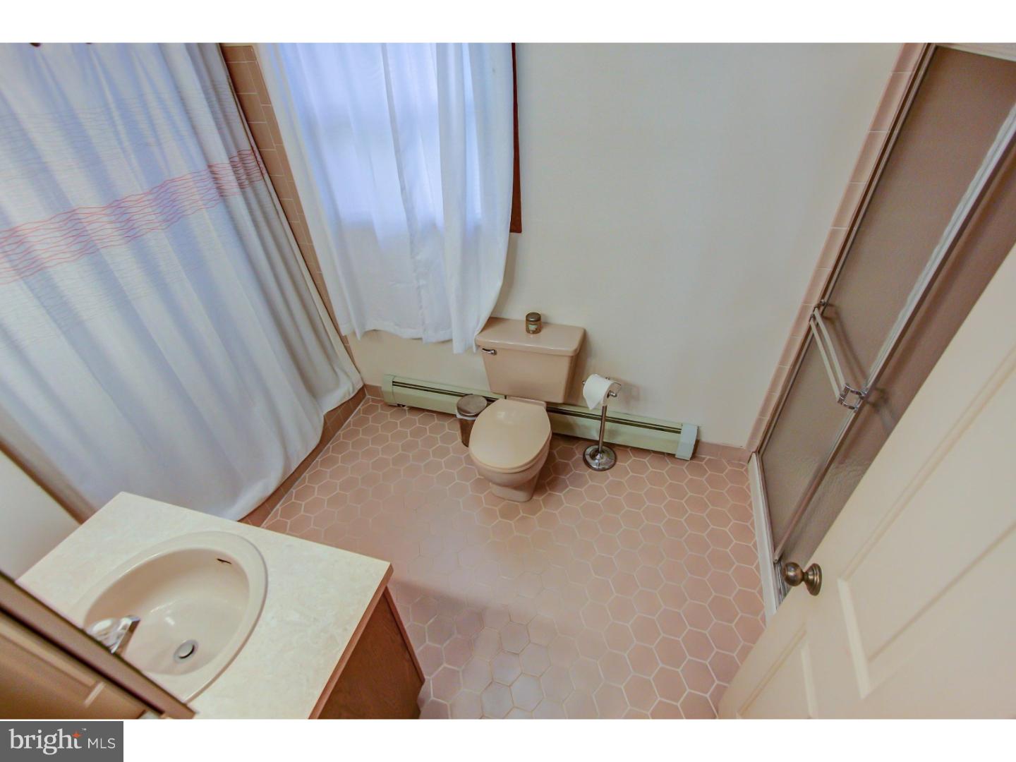 2132 Almshouse Road Jamison, PA 18929 - Photo 17 of 25 Master Bathroom
