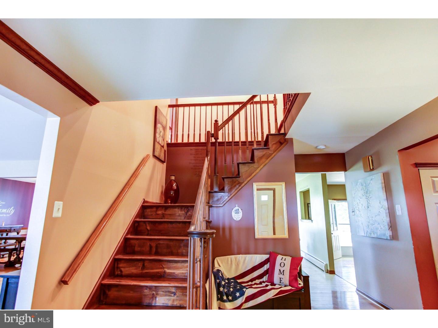 2132 Almshouse Road Jamison, PA 18929 - Photo 3 of 25 Foyer