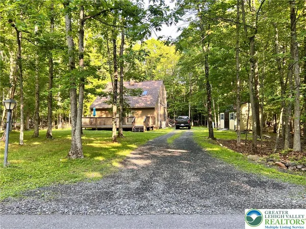 $260,000 | 118 Starlight Drive, Effort, PA 18330