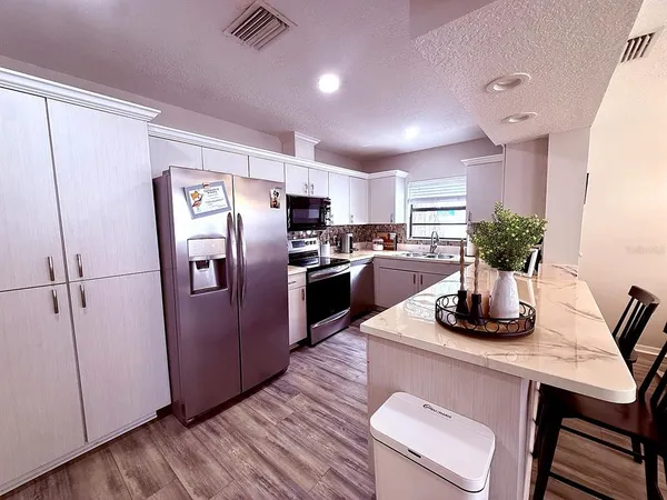 $2,950 | 7218 North Highland Avenue, Tampa, FL 33604