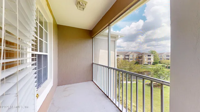 $1,350 | 7990 Baymeadows Road East, Unit 912, Jacksonville, FL 32256
