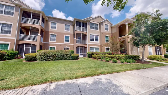 $1,350 | 7990 Baymeadows Road East, Unit 912, Jacksonville, FL 32256
