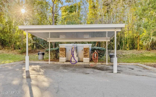 $1,350 | 7990 Baymeadows Road East, Unit 912, Jacksonville, FL 32256