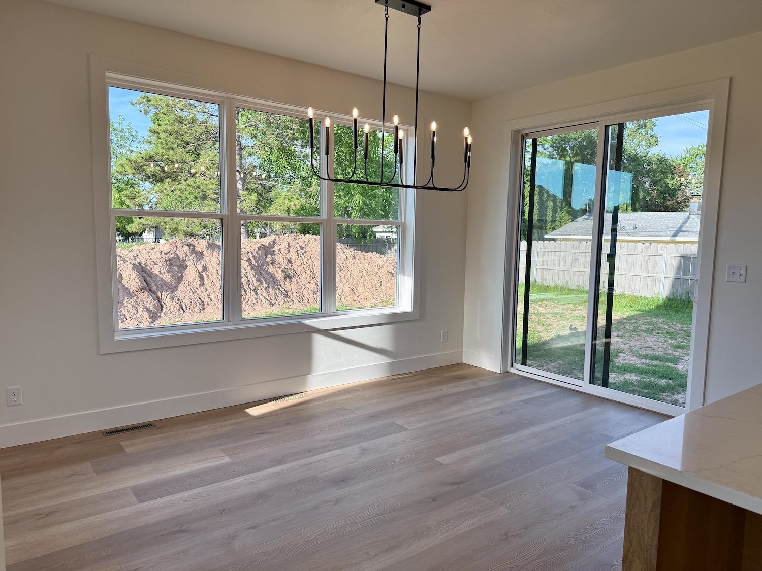 409 Jerelyn Court Combined Locks, WI 54113 - Photo 6 of 19